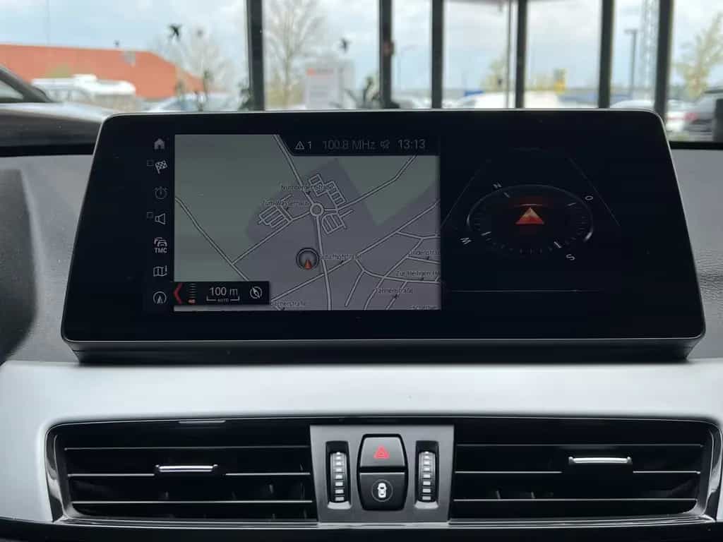 BMW X1 sDrive 18i Aut. Advantage Kamera Head-Up Navi 10/2019-photo-3
