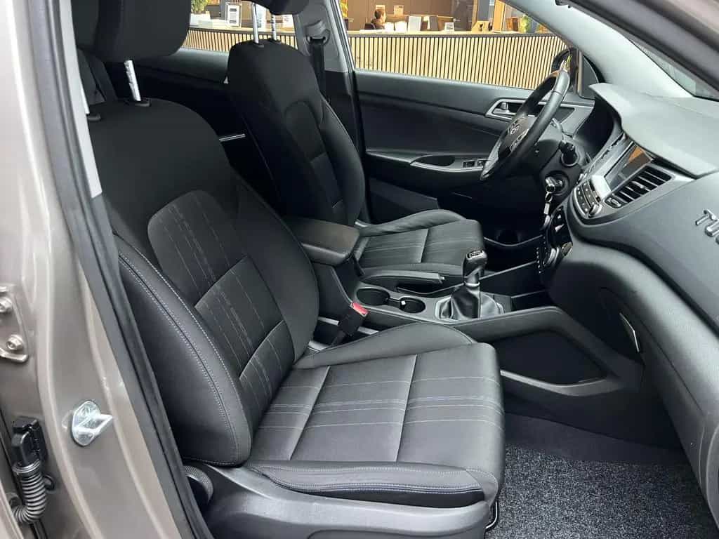 Hyundai TUCSON 1.6 GDI NAVI XEN Shz Carplay Kamera 03/2018-photo-10
