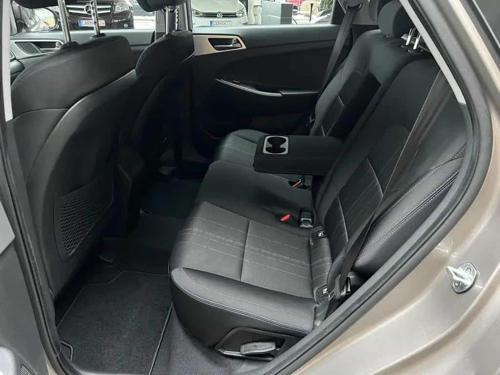 Hyundai TUCSON 1.6 GDI NAVI XEN Shz Carplay Kamera 03/2018-photo-25
