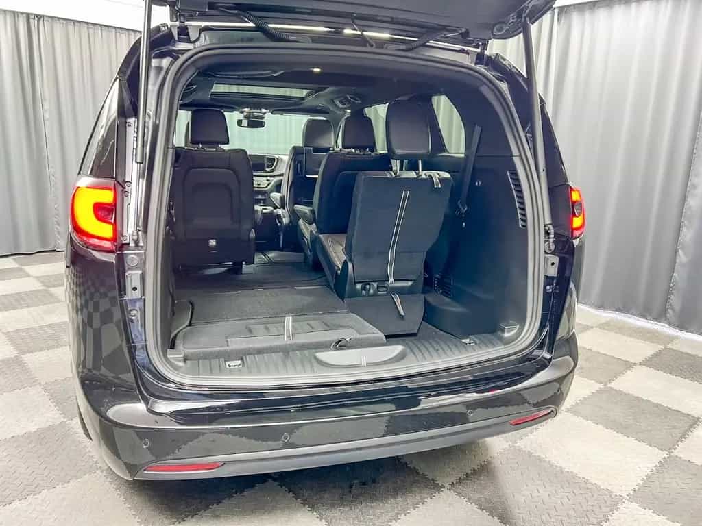Chrysler Pacifica Select 2026, Panorama, 360°, Monitore null-photo-19