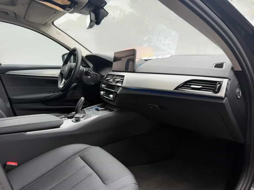 BMW 5 Series d T xDrive PANO*ACC*WIDE*STHZ*HEADUP*RÜCKKAM 03/2023-photo-14