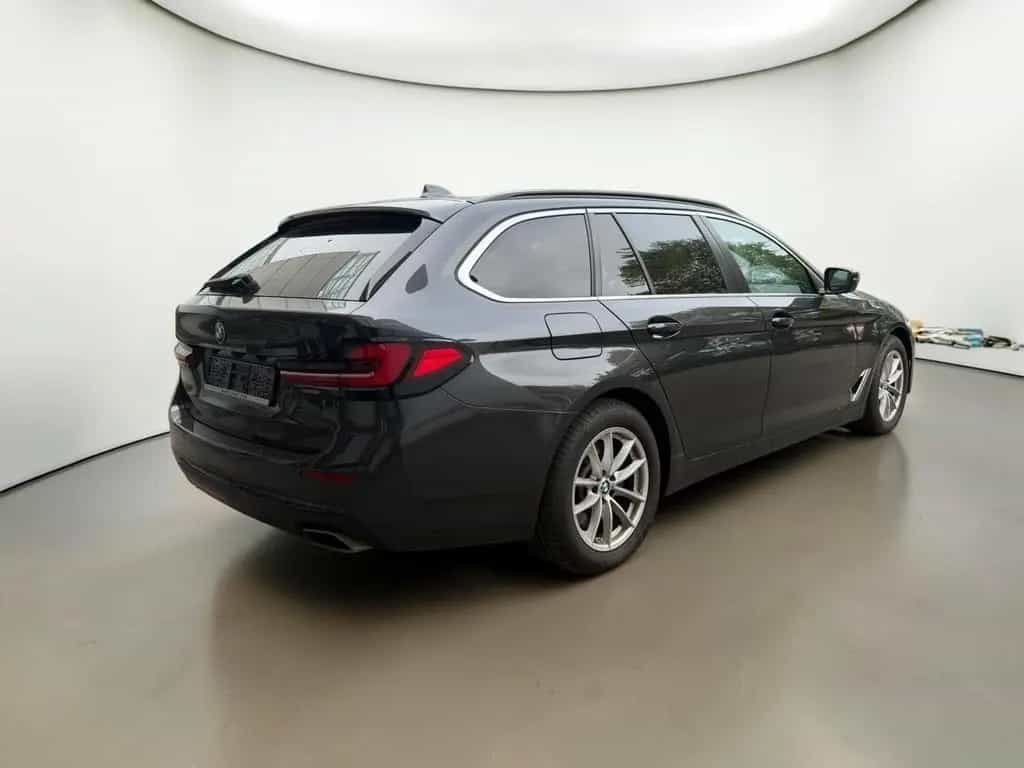 BMW 5 Series d T xDrive PANO*ACC*WIDE*STHZ*HEADUP*RÜCKKAM 03/2023-photo-6