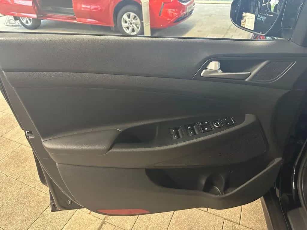Hyundai TUCSON blue 1.6 GDi 2WD Trend 09/2017-photo-16