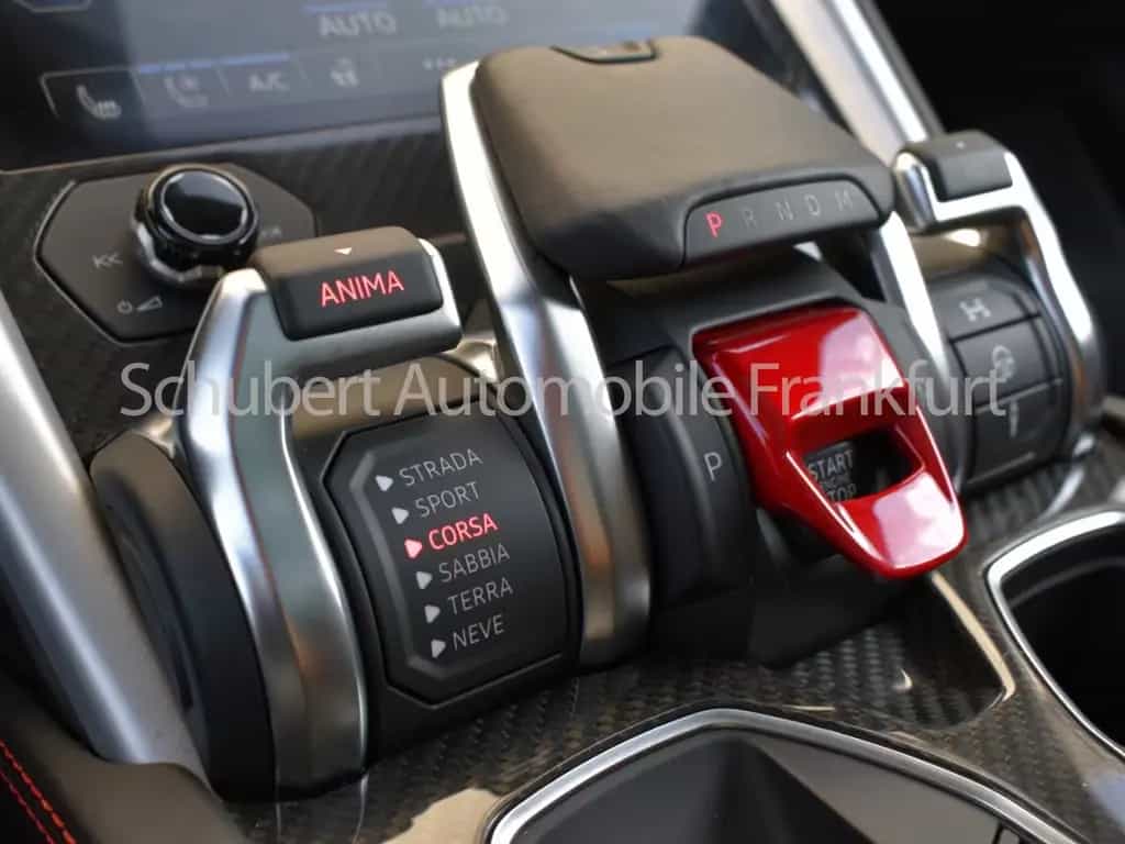 Lamborghini Urus Pano Carbon Ext+Int B&O 23 Zoll ADAS Massag 09/2020-photo-28