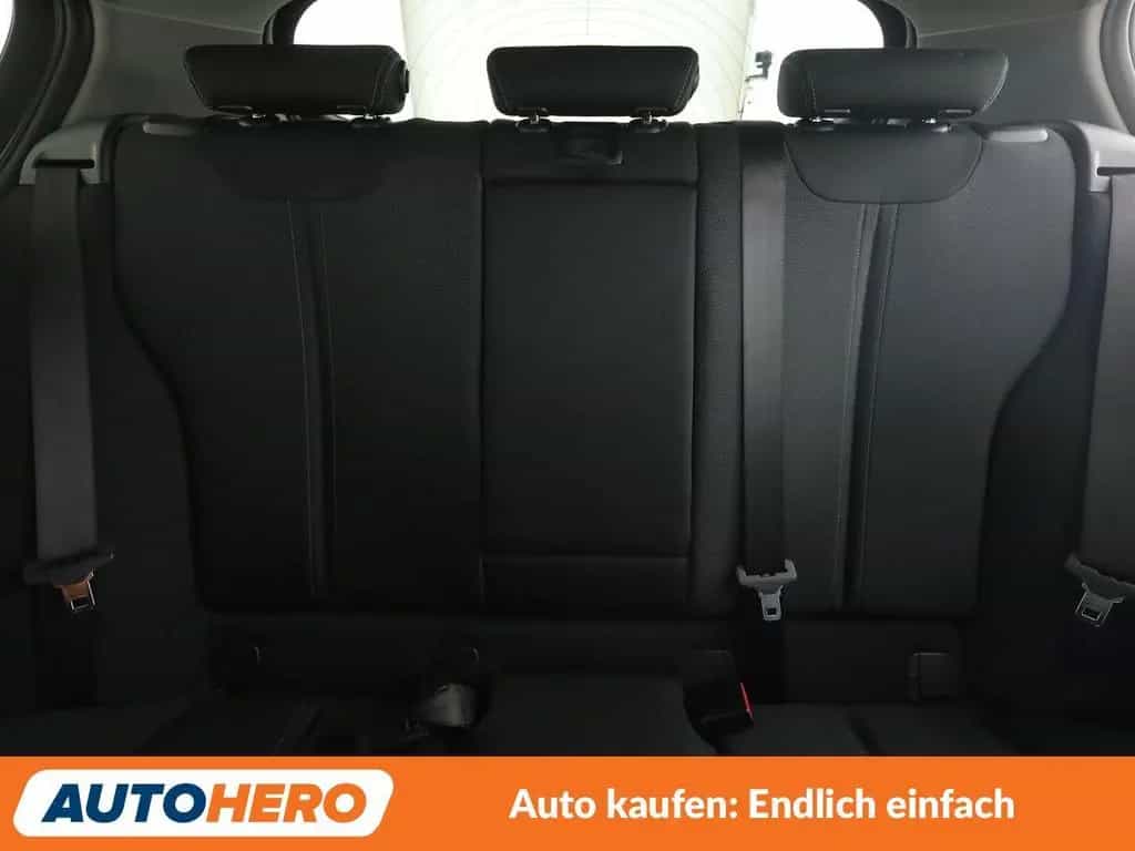 BMW 1 Series 118i Sport Line Aut.*NAVI*LED*TEMPO*PDC*SHZ* 08/2018-photo-15