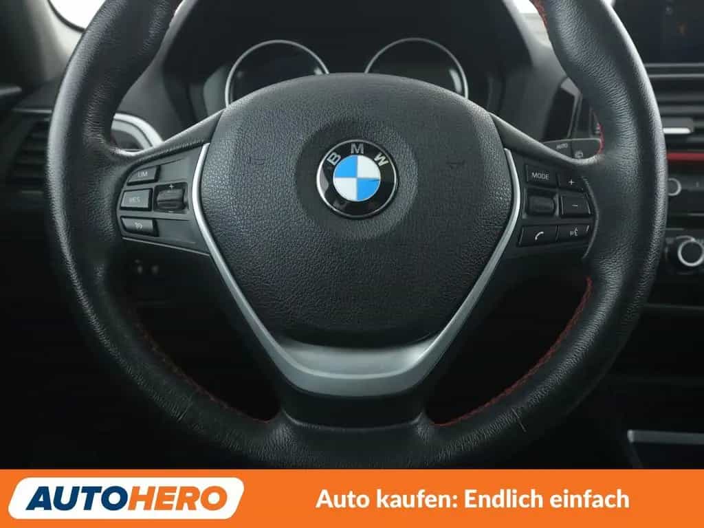 BMW 1 Series 118i Sport Line Aut.*NAVI*LED*TEMPO*PDC*SHZ* 08/2018-photo-18