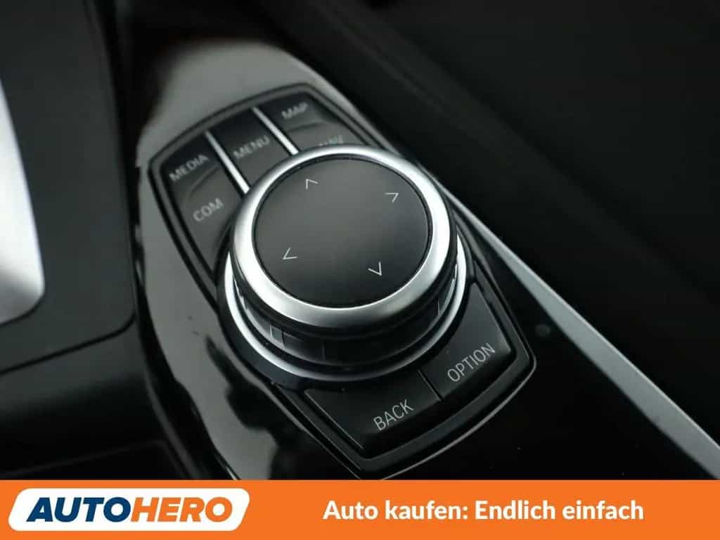 BMW 1 Series 118i Sport Line Aut.*NAVI*LED*TEMPO*PDC*SHZ* 08/2018-photo-25