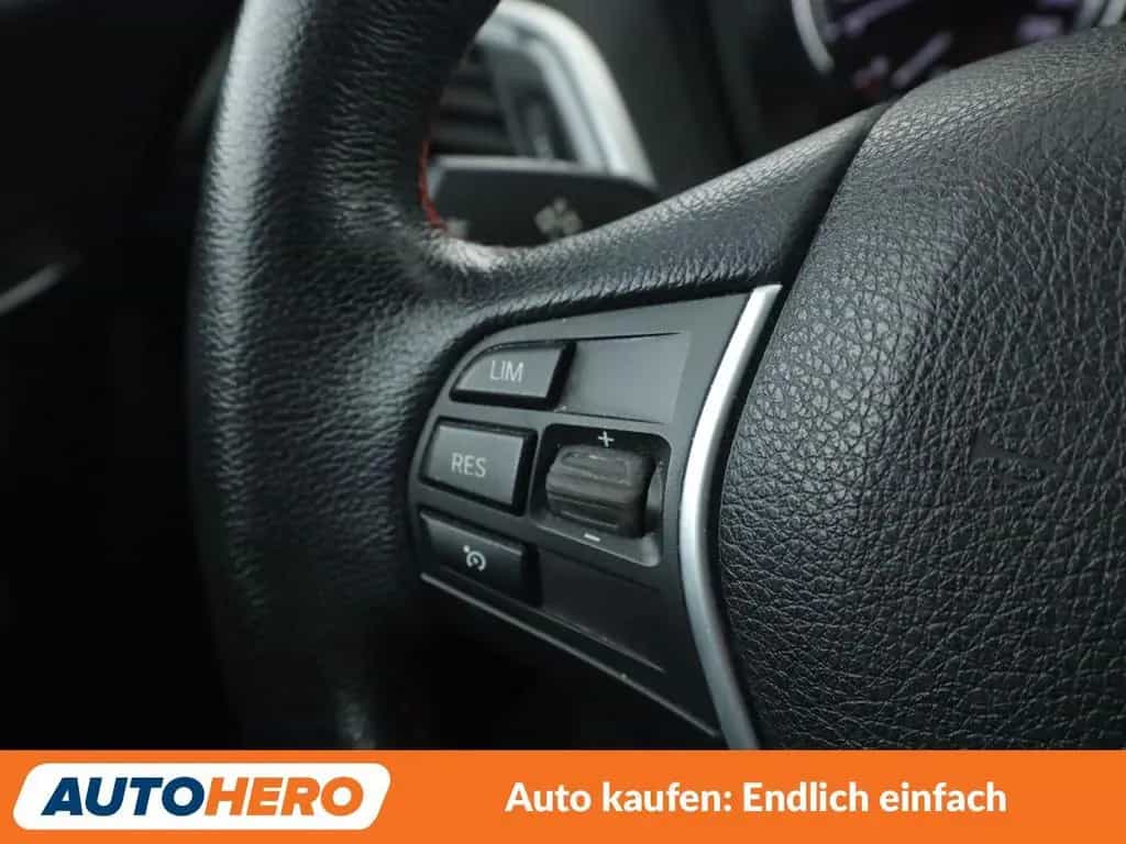 BMW 1 Series 118i Sport Line Aut.*NAVI*LED*TEMPO*PDC*SHZ* 08/2018-photo-28