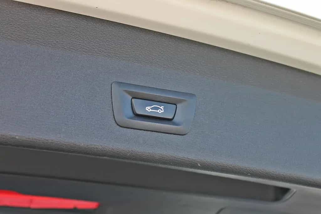 BMW X1 xDrive 18d xLine (LED,Navi,AHK,SHZ,PDC,GRA) 11/2018-photo-31