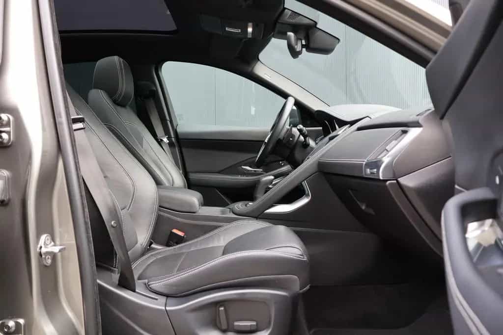 Jaguar E-Pace 2.0 D150 AWD HSE R-Dynamic | Origineel NL 04/2019-photo-21