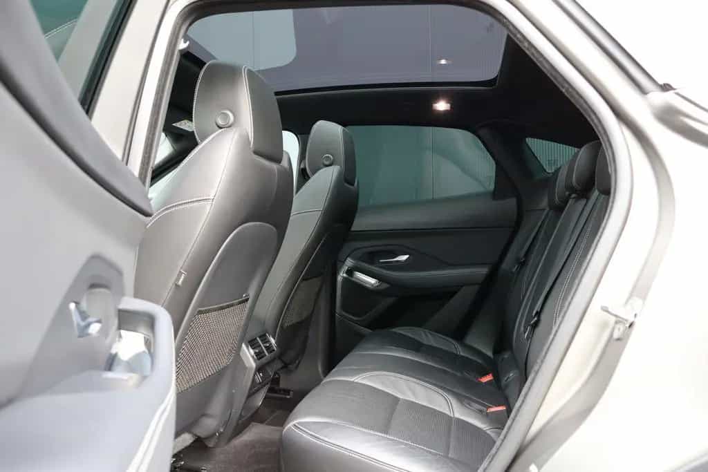 Jaguar E-Pace 2.0 D150 AWD HSE R-Dynamic | Origineel NL 04/2019-photo-24
