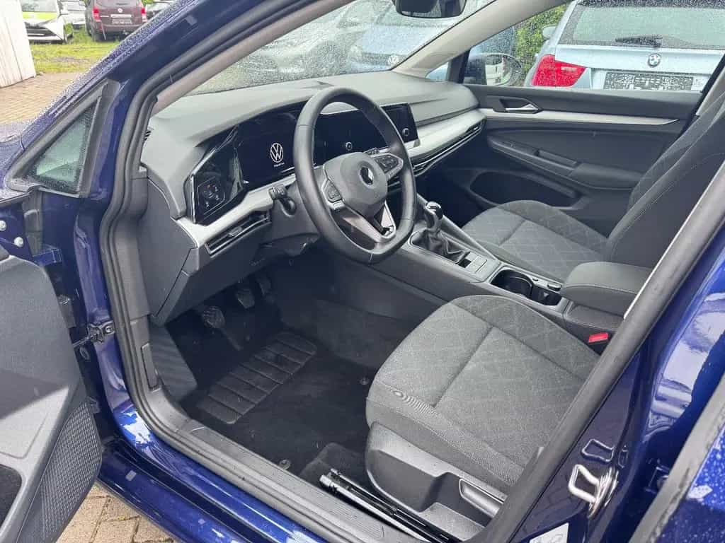 Volkswagen Golf VIII Lim. Life 11/2020-photo-10