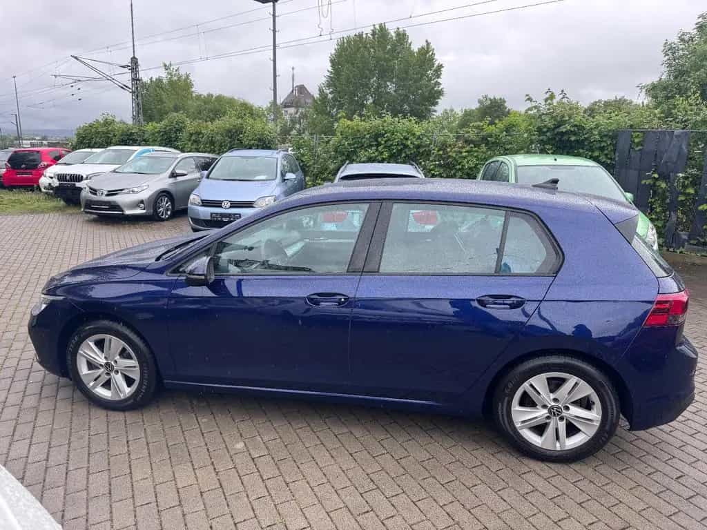 Volkswagen Golf VIII Lim. Life 11/2020-photo-7