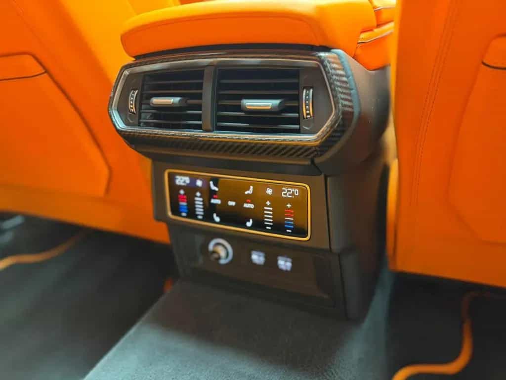 Lamborghini Urus Bang&Olufsen*Panorama*2TV 04/2021-photo-16