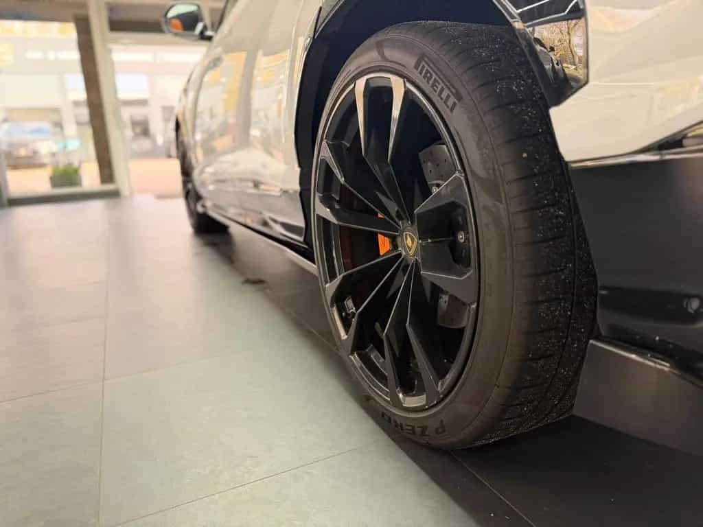Lamborghini Urus Bang&Olufsen*Panorama*2TV 04/2021-photo-20