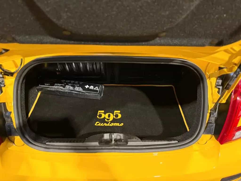 Abarth 595 Competizione Cabrio 08/2020-photo-10