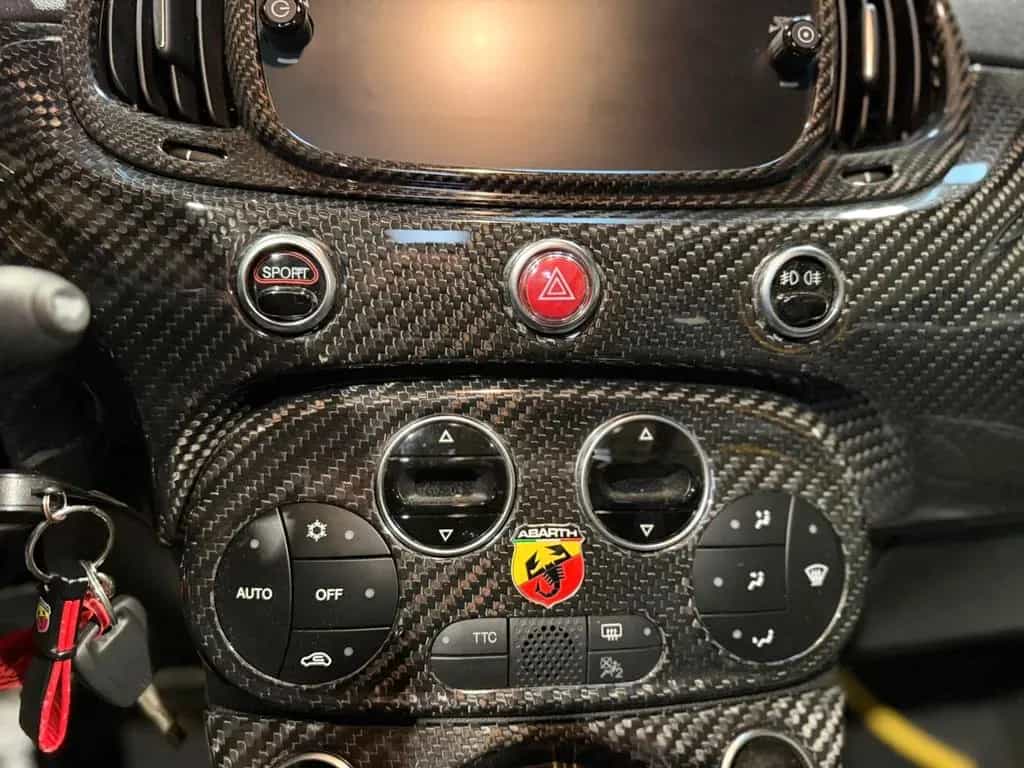 Abarth 595 Competizione Cabrio 08/2020-photo-18