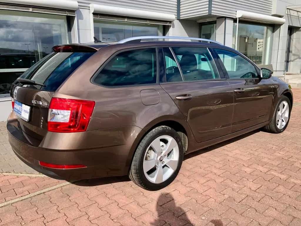 Skoda Octavia Combi Style/ACC/Sitzhz/Navi/Standhz. 03/2019-photo-1
