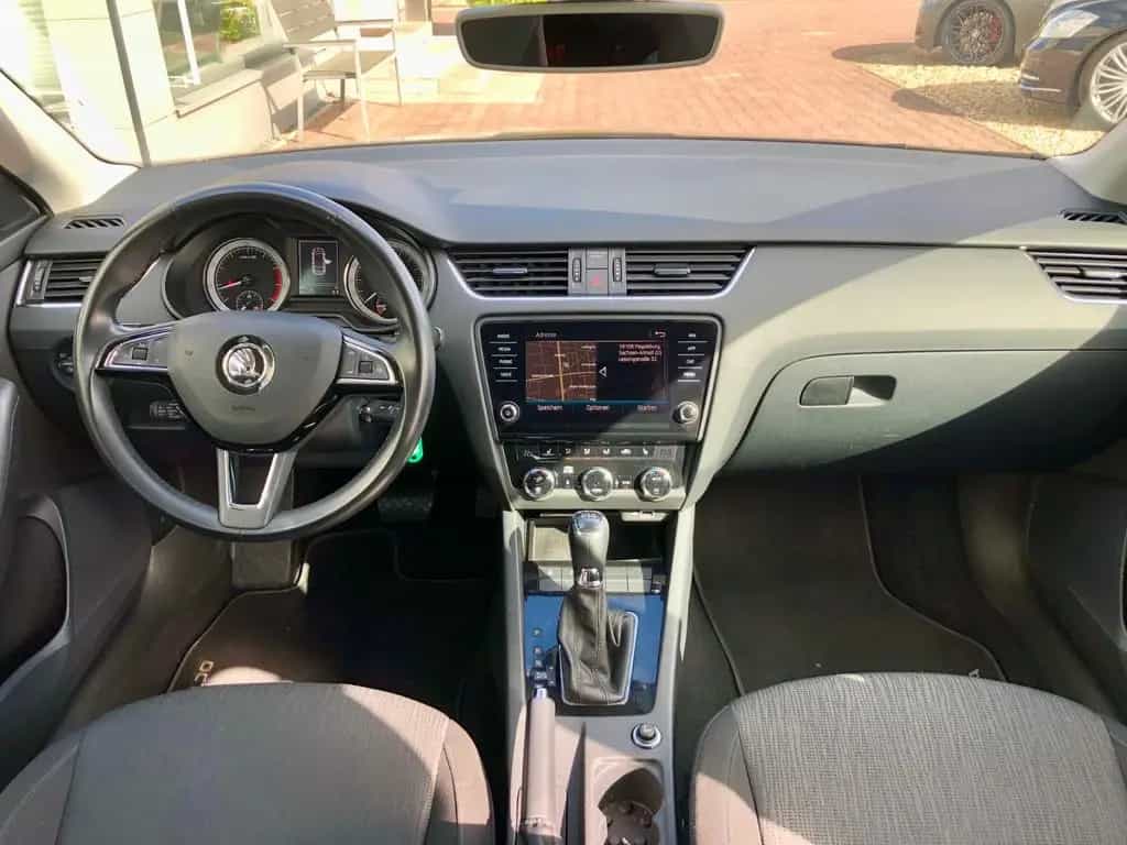 Skoda Octavia Combi Style/ACC/Sitzhz/Navi/Standhz. 03/2019-photo-13