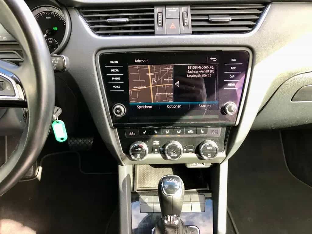 Skoda Octavia Combi Style/ACC/Sitzhz/Navi/Standhz. 03/2019-photo-16