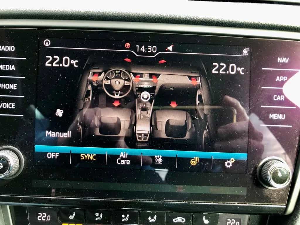 Skoda Octavia Combi Style/ACC/Sitzhz/Navi/Standhz. 03/2019-photo-18