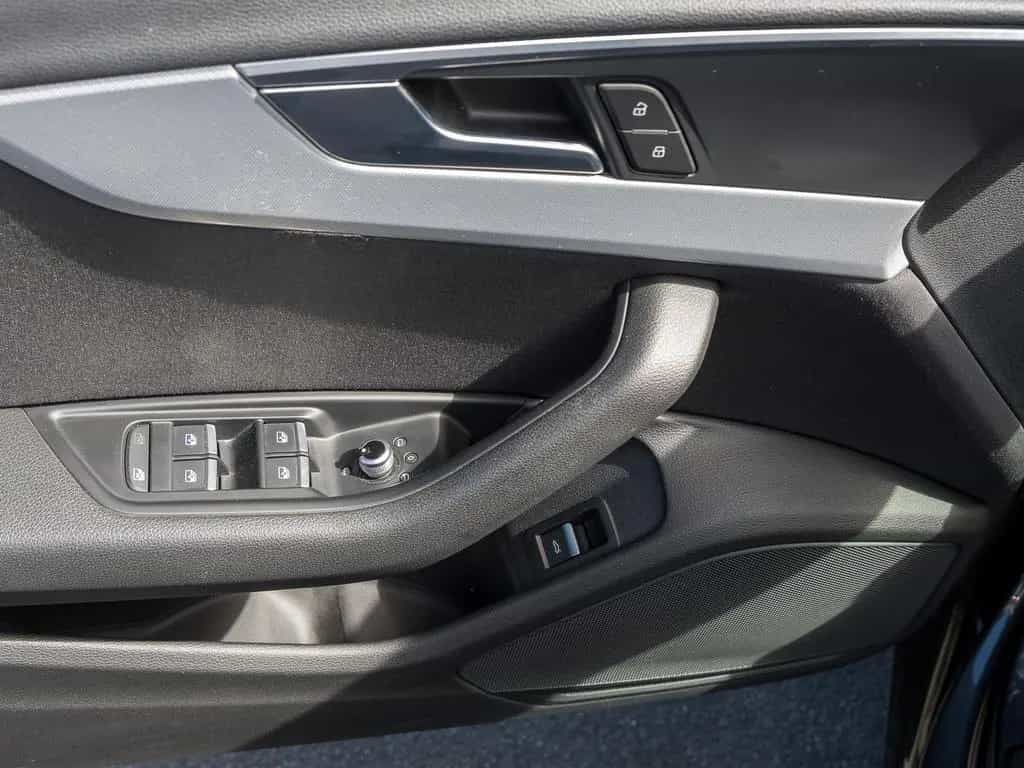 Audi A4 Avant 2.0 TFSI S tronic sport ultra NAVI XENO 07/2017-photo-8