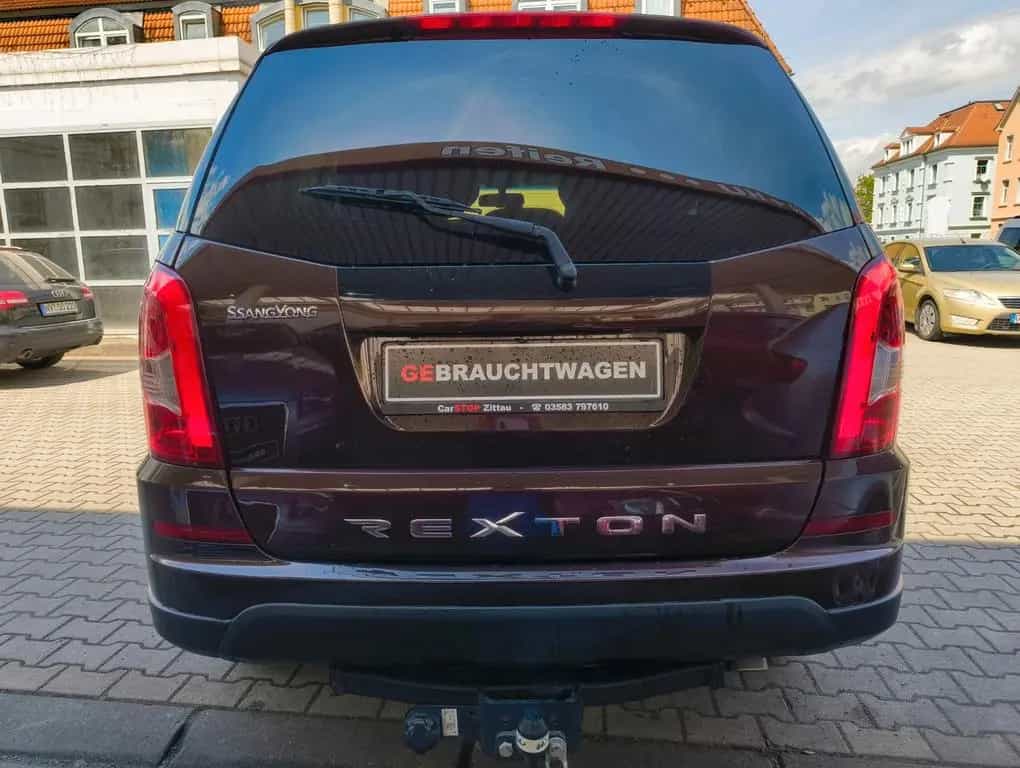 Ssangyong Rexton W 4WD Automatik/AHK/SHZ/8-fach/7-Sitzer 10/2013-photo-2