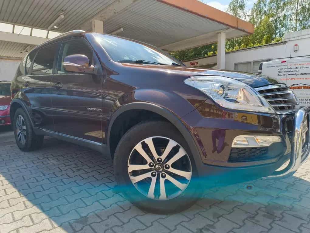 Ssangyong Rexton W 4WD Automatik/AHK/SHZ/8-fach/7-Sitzer 10/2013-photo-4