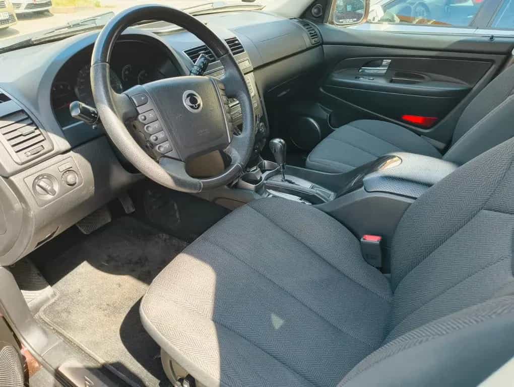Ssangyong Rexton W 4WD Automatik/AHK/SHZ/8-fach/7-Sitzer 10/2013-photo-8