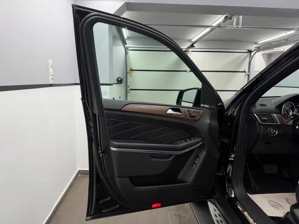 Mercedes-Benz GL 500 4Matic AMG Designo/Airmatic/TV/Logic7/ACC 08/2013-photo-20