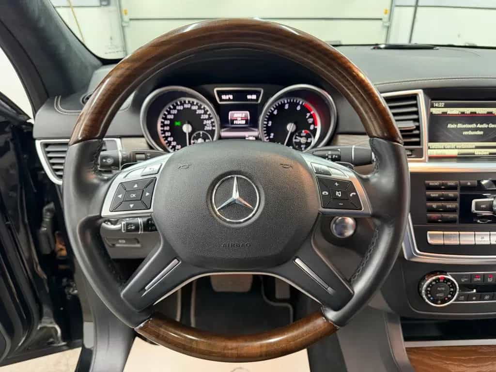 Mercedes-Benz GL 500 4Matic AMG Designo/Airmatic/TV/Logic7/ACC 08/2013-photo-36