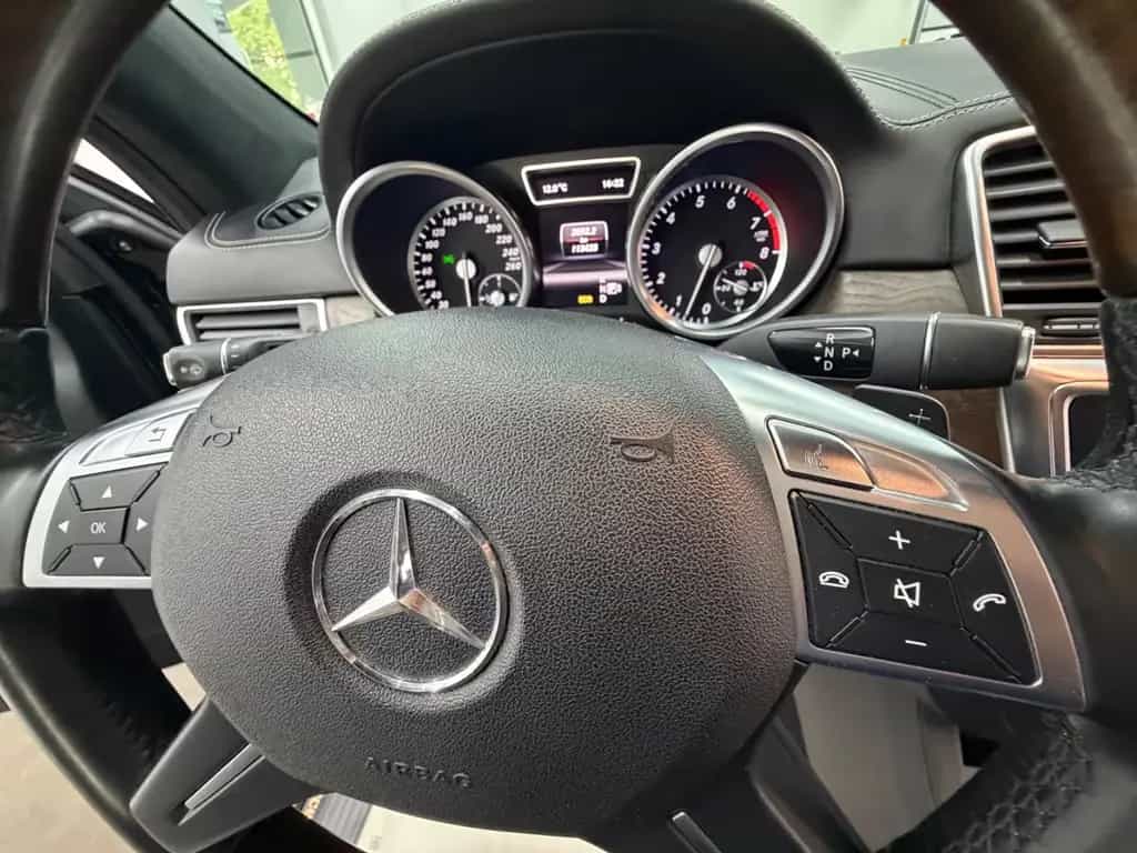 Mercedes-Benz GL 500 4Matic AMG Designo/Airmatic/TV/Logic7/ACC 08/2013-photo-37