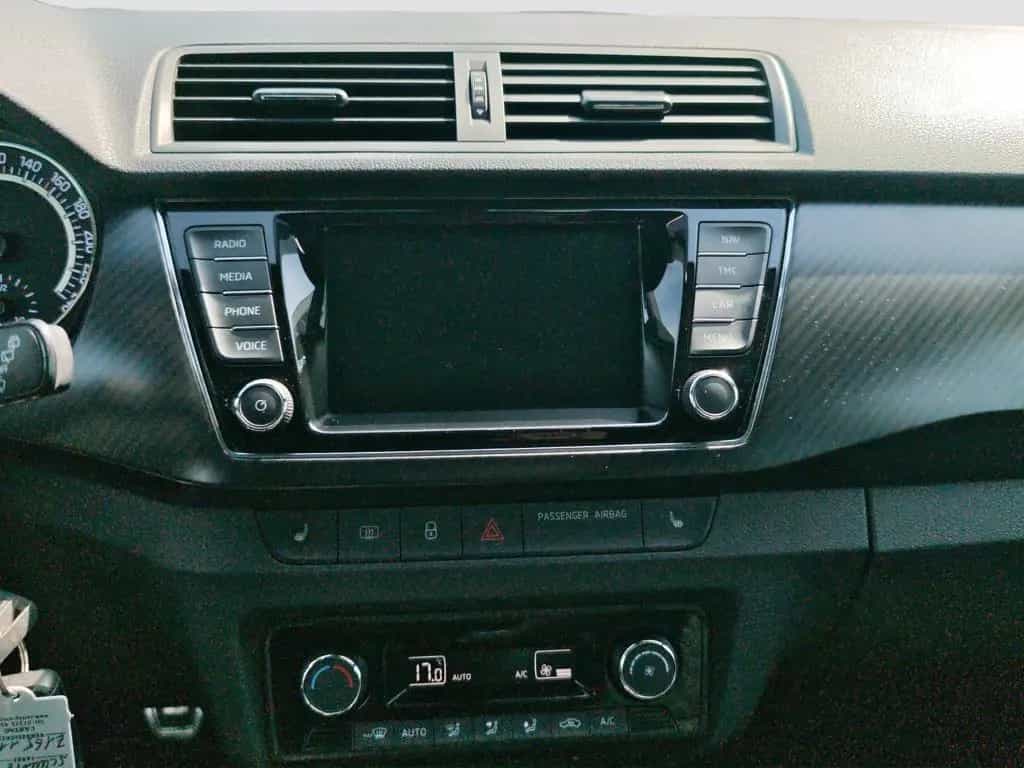 Skoda Fabia Monte Carlo 1.0 TSI SHZ Navi BT 06/2019-photo-11