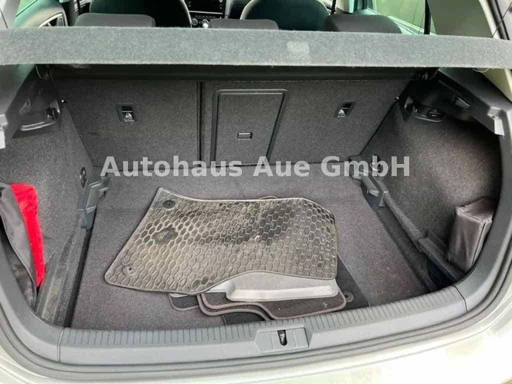 Volkswagen Golf VII Lim. Sound Start-Stopp 12/2017-photo-4