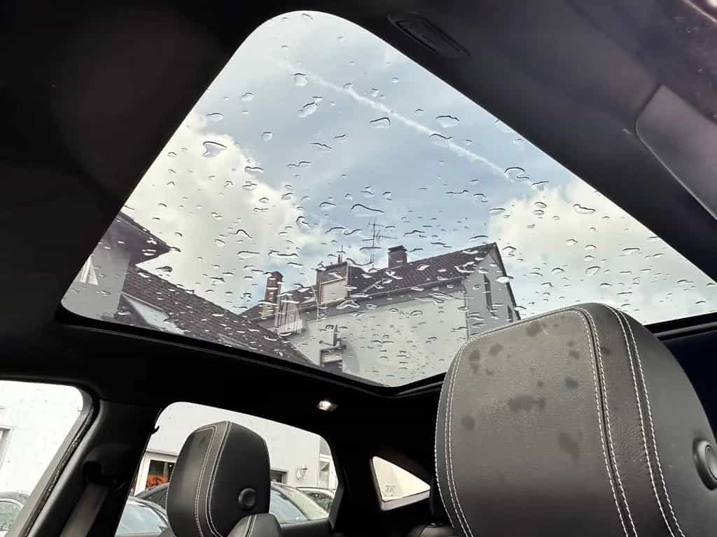 Jaguar E-Pace R-Dynamic SE AWD*NAVI*LEDER*PANO*HUD* 02/2019-photo-13