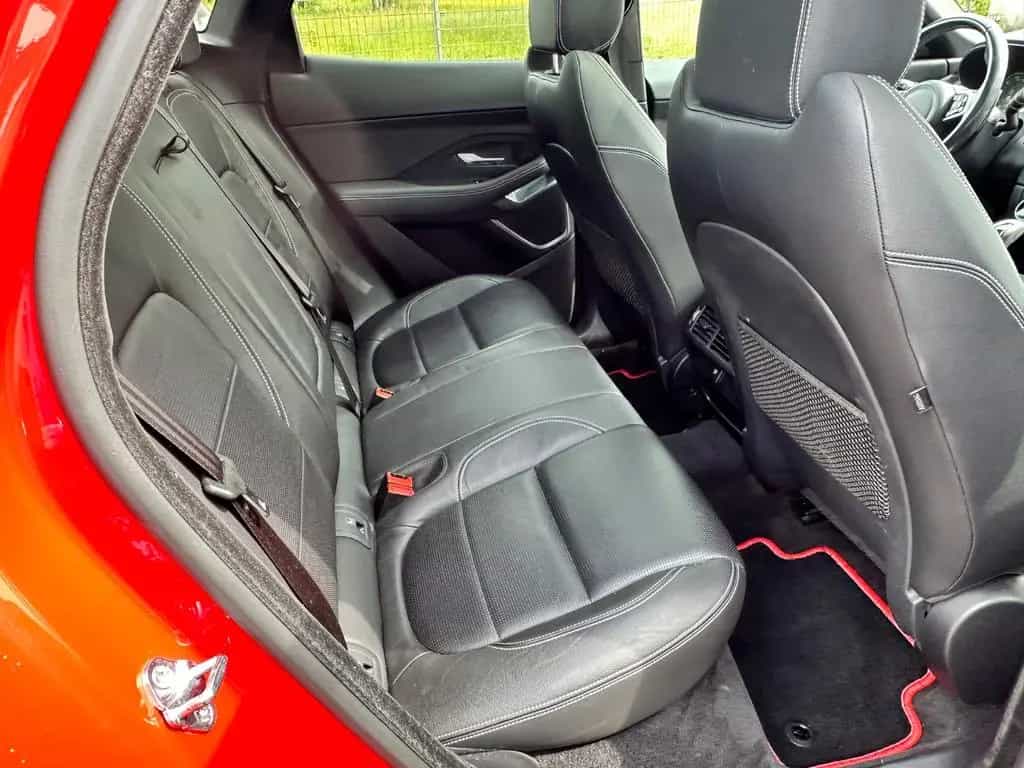Jaguar E-Pace R-Dynamic SE AWD*NAVI*LEDER*PANO*HUD* 02/2019-photo-16