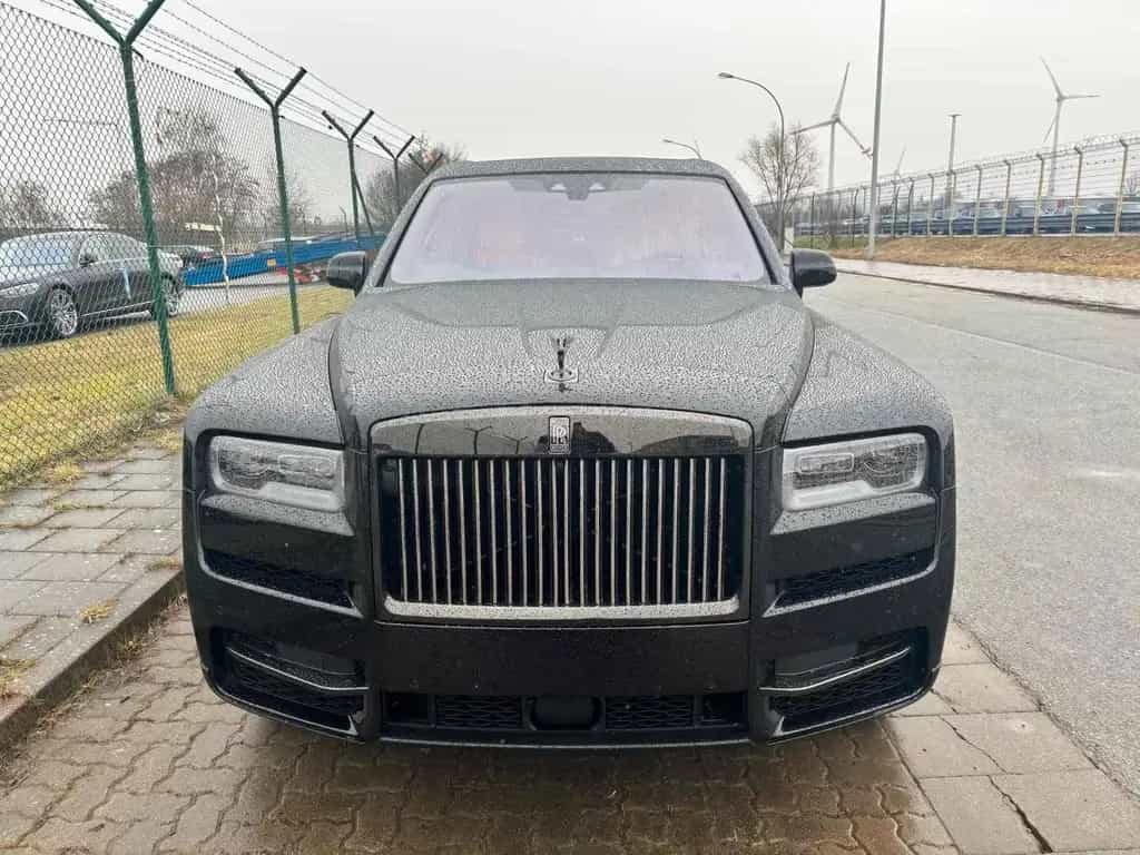 Rolls-Royce Cullinan Black Badge 4 Seats MY24  465.000 E Net null-photo-0