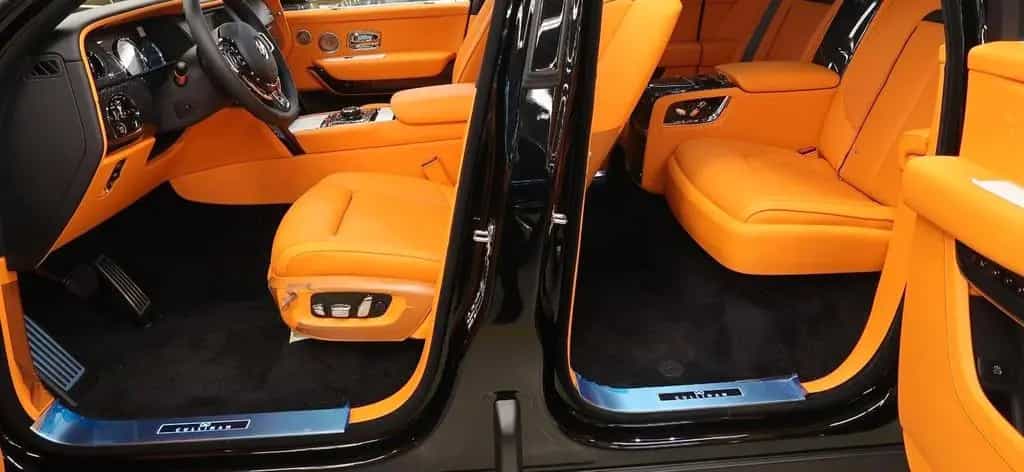 Rolls-Royce Cullinan Black Badge 4 Seats MY24  465.000 E Net null-photo-7