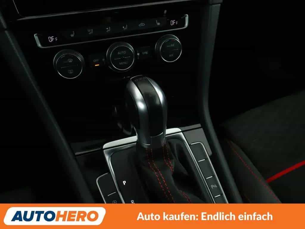 Volkswagen Golf VII 2.0 TSI GTI Performance BM Aut.*LED*PDC 08/2017-photo-21