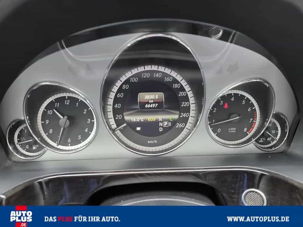 Mercedes-Benz E 200 BlueEFFICIENCY 7G-TRONIC Avantgarde NAVI+G 06/2012-photo-16