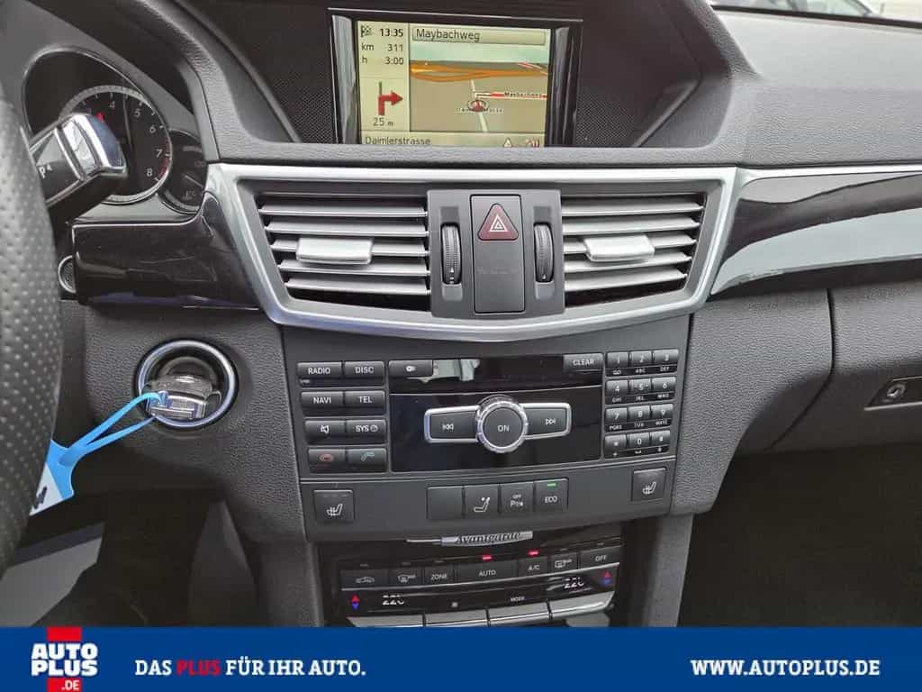 Mercedes-Benz E 200 BlueEFFICIENCY 7G-TRONIC Avantgarde NAVI+G 06/2012-photo-18