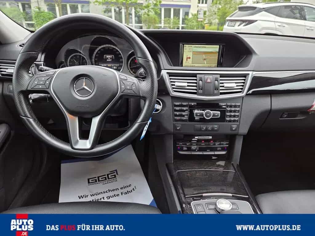 Mercedes-Benz E 200 BlueEFFICIENCY 7G-TRONIC Avantgarde NAVI+G 06/2012-photo-21
