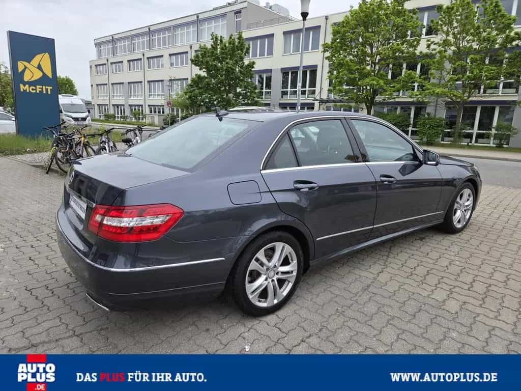 Mercedes-Benz E 200 BlueEFFICIENCY 7G-TRONIC Avantgarde NAVI+G 06/2012-photo-7