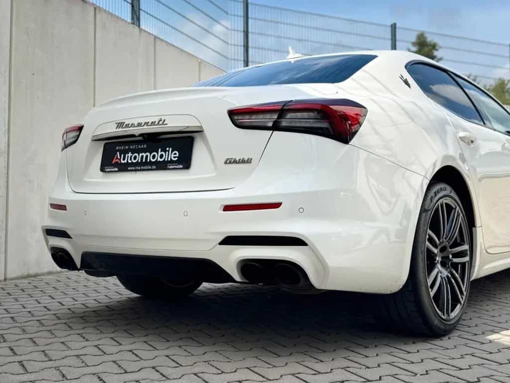 Maserati Ghibli 3.0 V6 350HP Modena/CarPlay/H&K/SR+WR 06/2022-photo-5