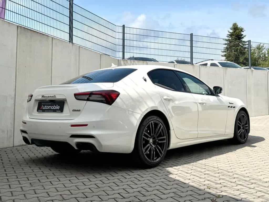 Maserati Ghibli 3.0 V6 350HP Modena/CarPlay/H&K/SR+WR 06/2022-photo-7