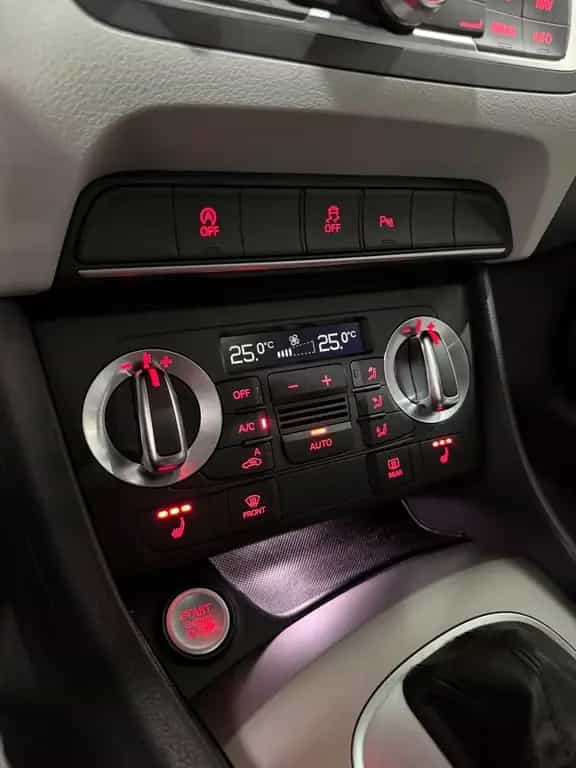 Audi Q3 2.0 TDI Quattro S-tronic S-Line*Pano*Keyless 03/2014-photo-20