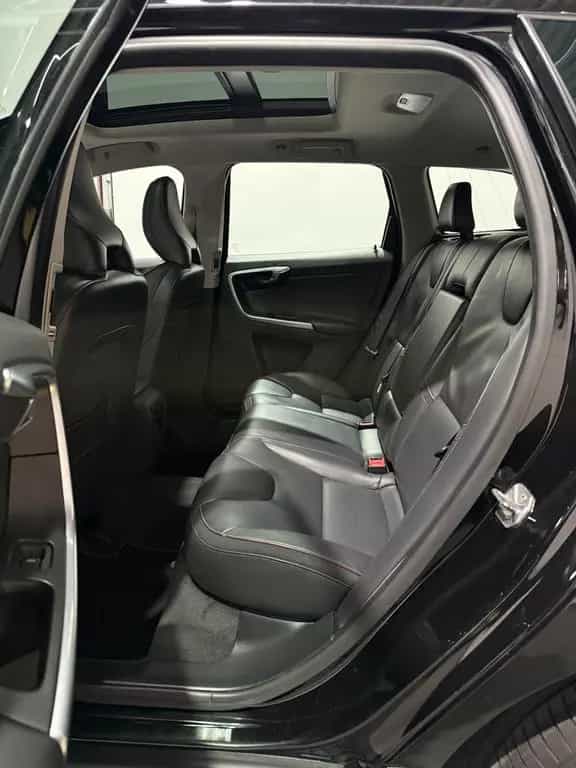 Volvo XC60 Ocean Race D3 Aut.*Pano*Navi*RFK*Leder*PDC 03/2016-photo-10