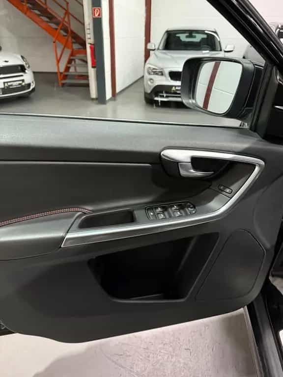 Volvo XC60 Ocean Race D3 Aut.*Pano*Navi*RFK*Leder*PDC 03/2016-photo-22