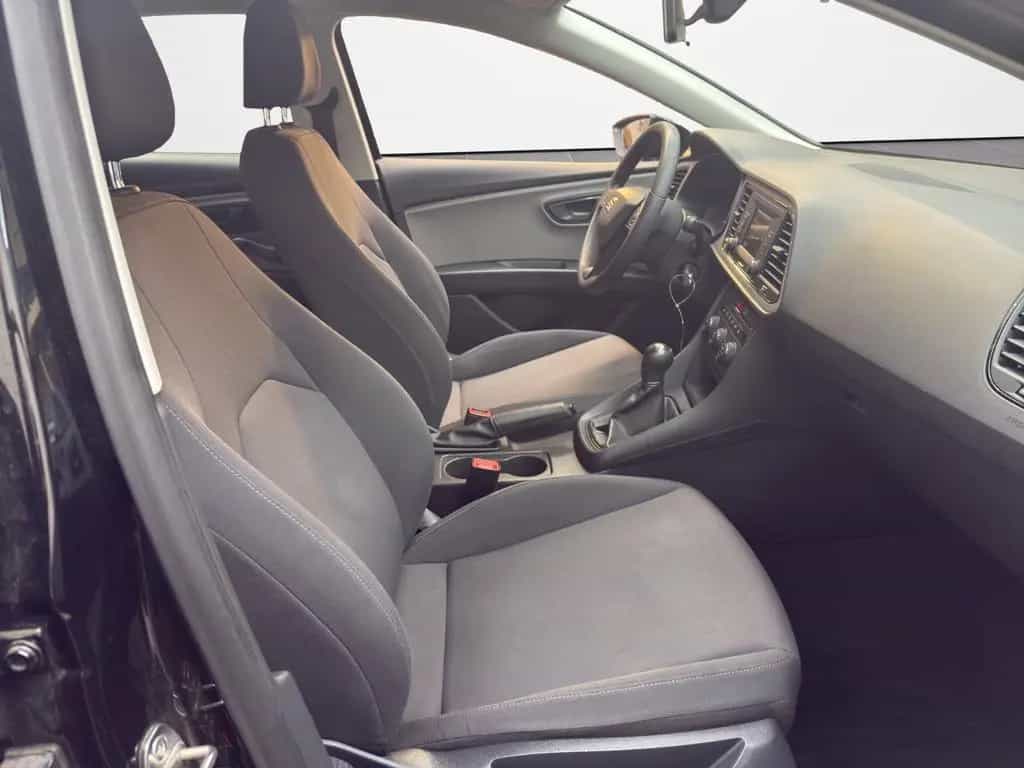 Seat Leon ST Reference *Finanzierung* 02/2018-photo-7