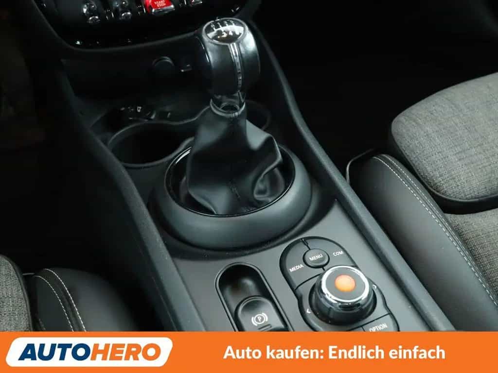 MINI One Clubman Clubman One*TEMPO*PDC*SHZ*LIM*ALU*KLIMA* 11/2019-photo-22
